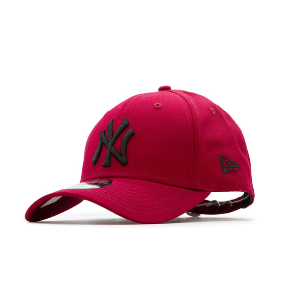 New Era League Essential New York Yankees 9FORTY Cap - Red - Pretend Supply Co.