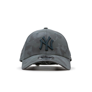 New Era Tonal Camo New York Yankees 9FORTY Cap - Grey - Pretend Supply Co.